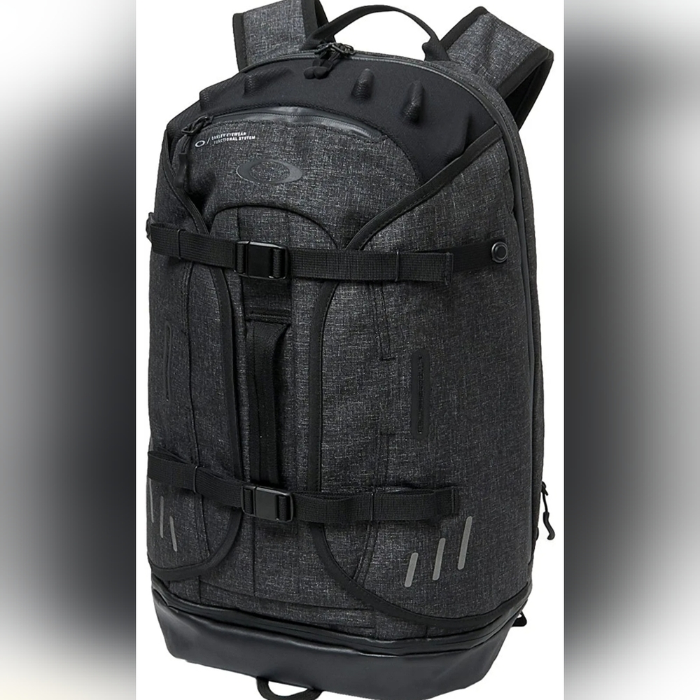 Oakley Men's Aero Backpack, Blackout/Cycling